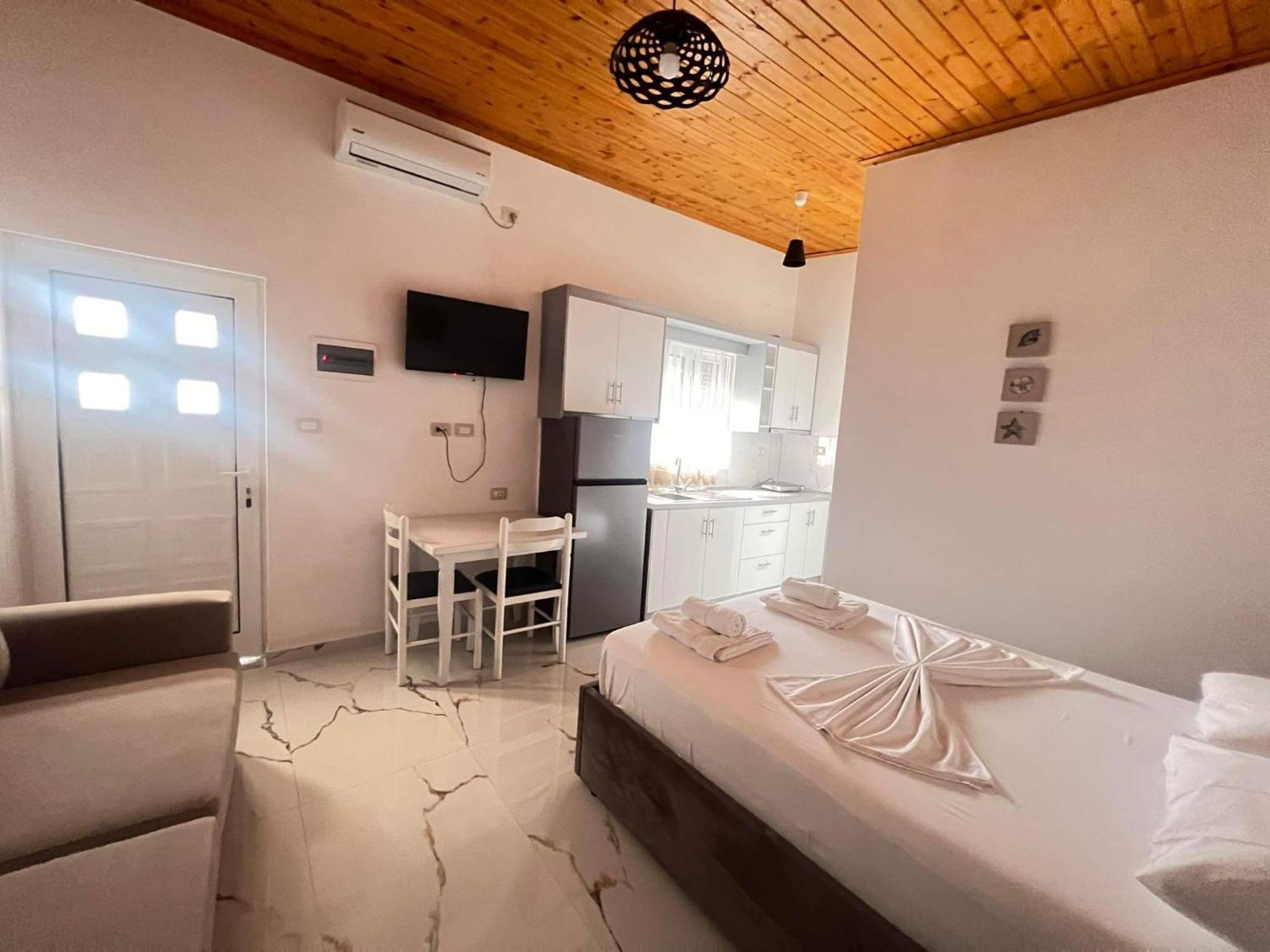 Vila Kylie Ksamil Esterno foto